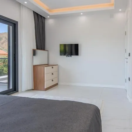 In Gocek * غوجيك